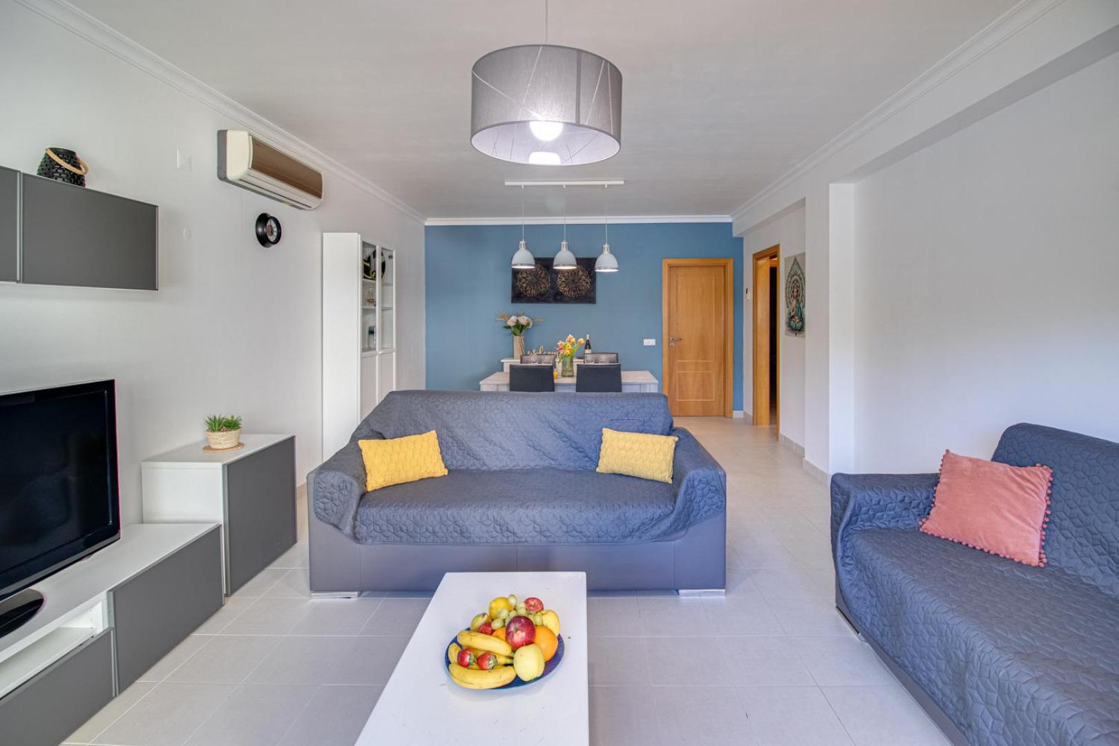 Lovely 2bd 500m Ac Wi-fi Pool Balcony * Albufeira